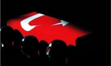 ŞEHİTLERİMİZ VAR TÜRKİYEM