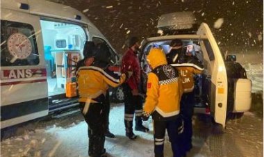 AKÇAKENT SAĞLIK ÇALIŞANLARI GÖREVLERİNİ FEDAKARCA YERLERİNE GETİRDİLER